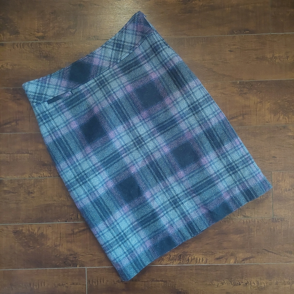 L.L.Bean Wool Pencil Skirt NWOT Size 6 REG